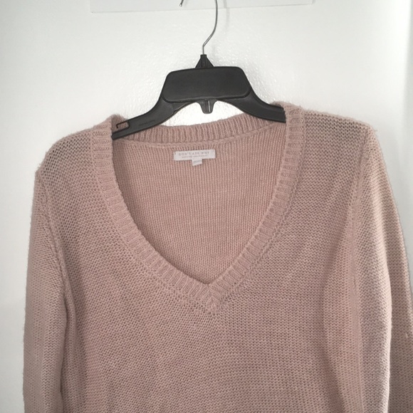 Pink wool sweater - Picture 1 of 3